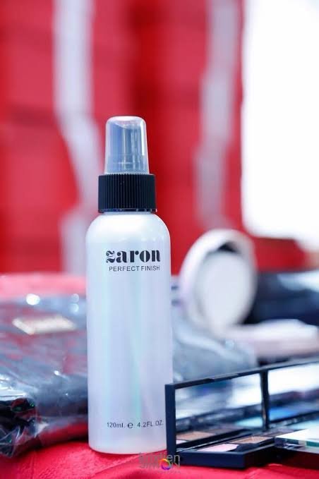Zaron Perfect Finish Setting Spray
