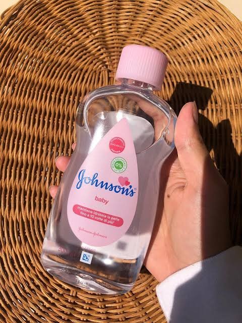 Johnson's Baby Oil 300ml