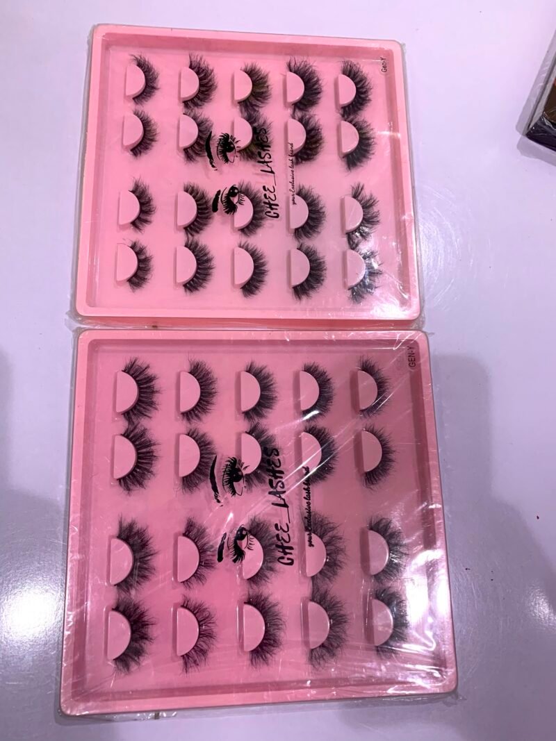 Chee Lashes 10 in 1 Set