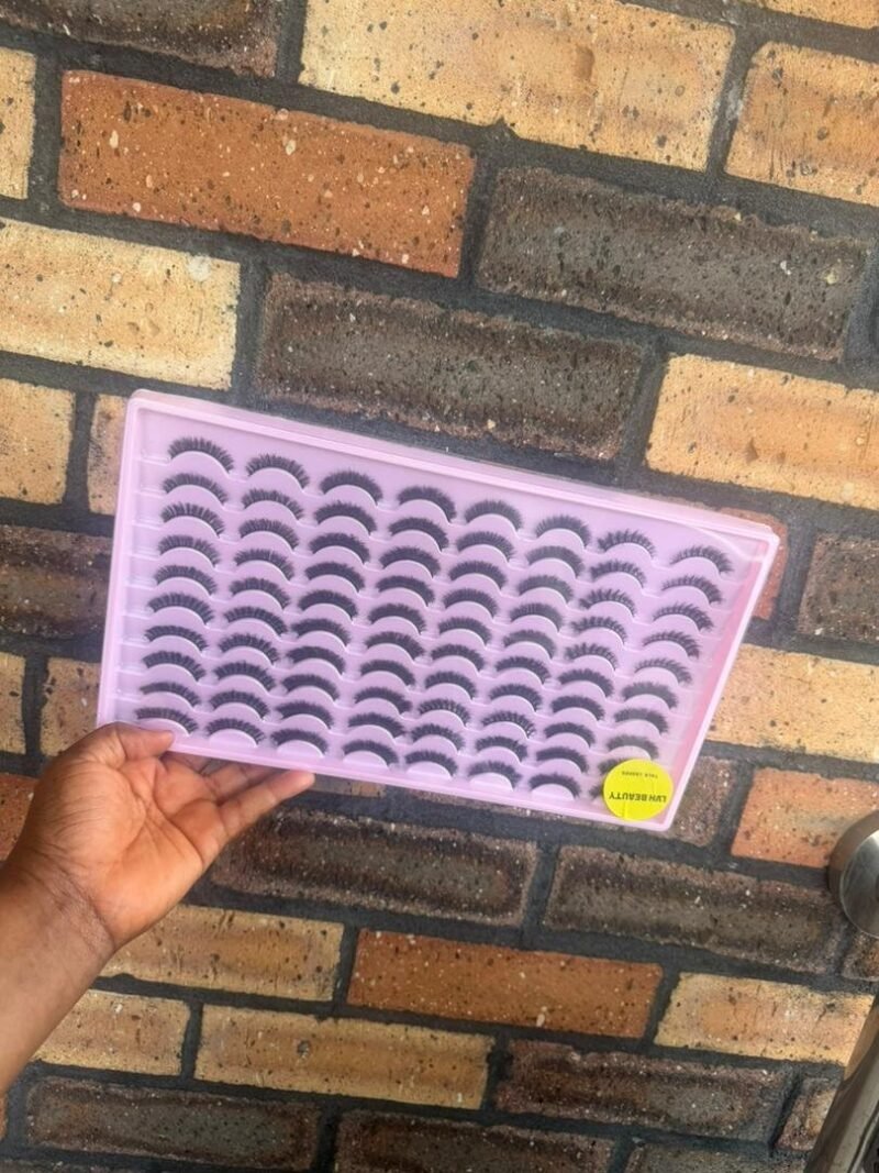 LVH Beauty 40-in-1 Talk Lashes
